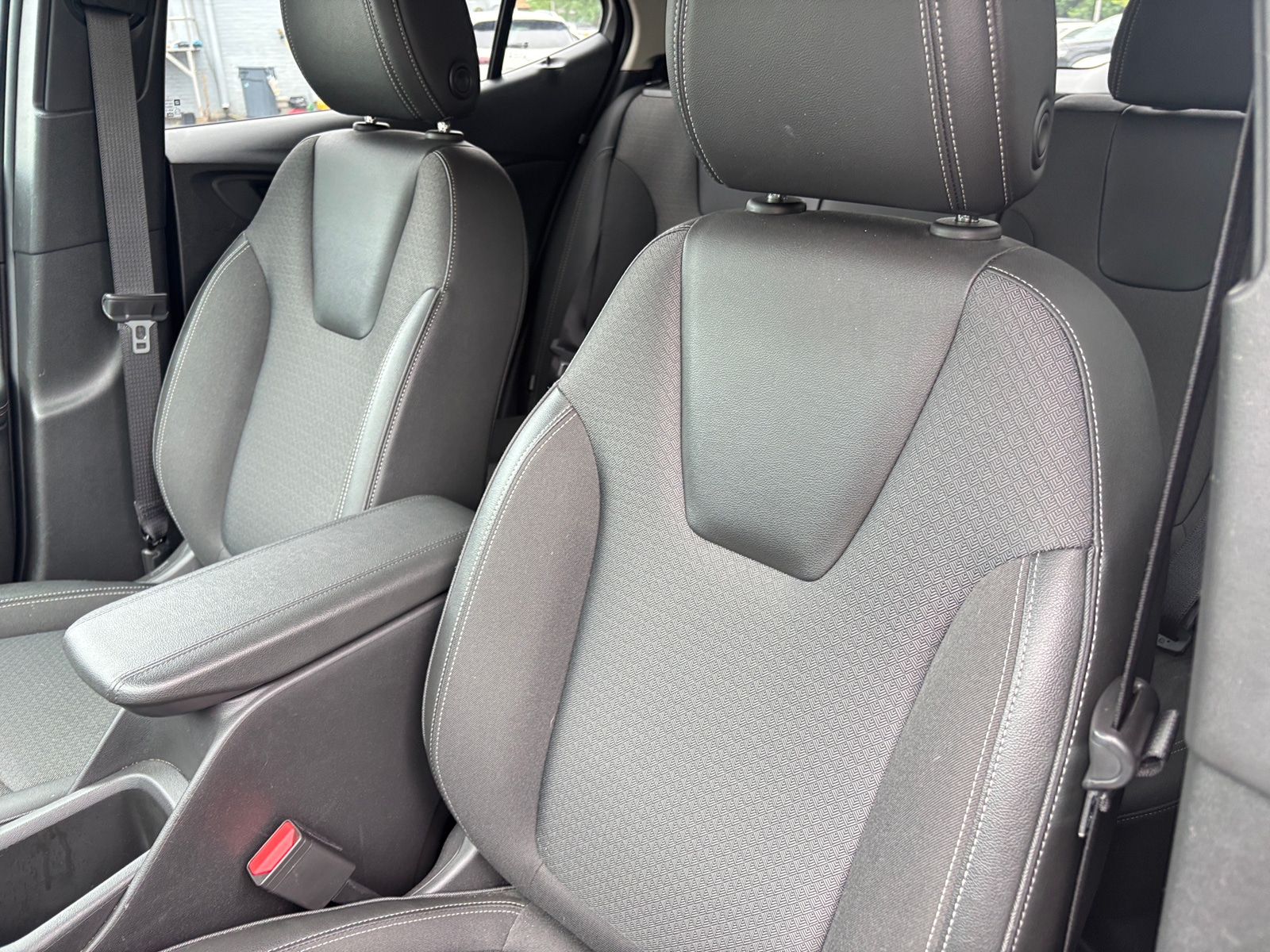 Thumbnail: 2025 Buick Encore GX - 2