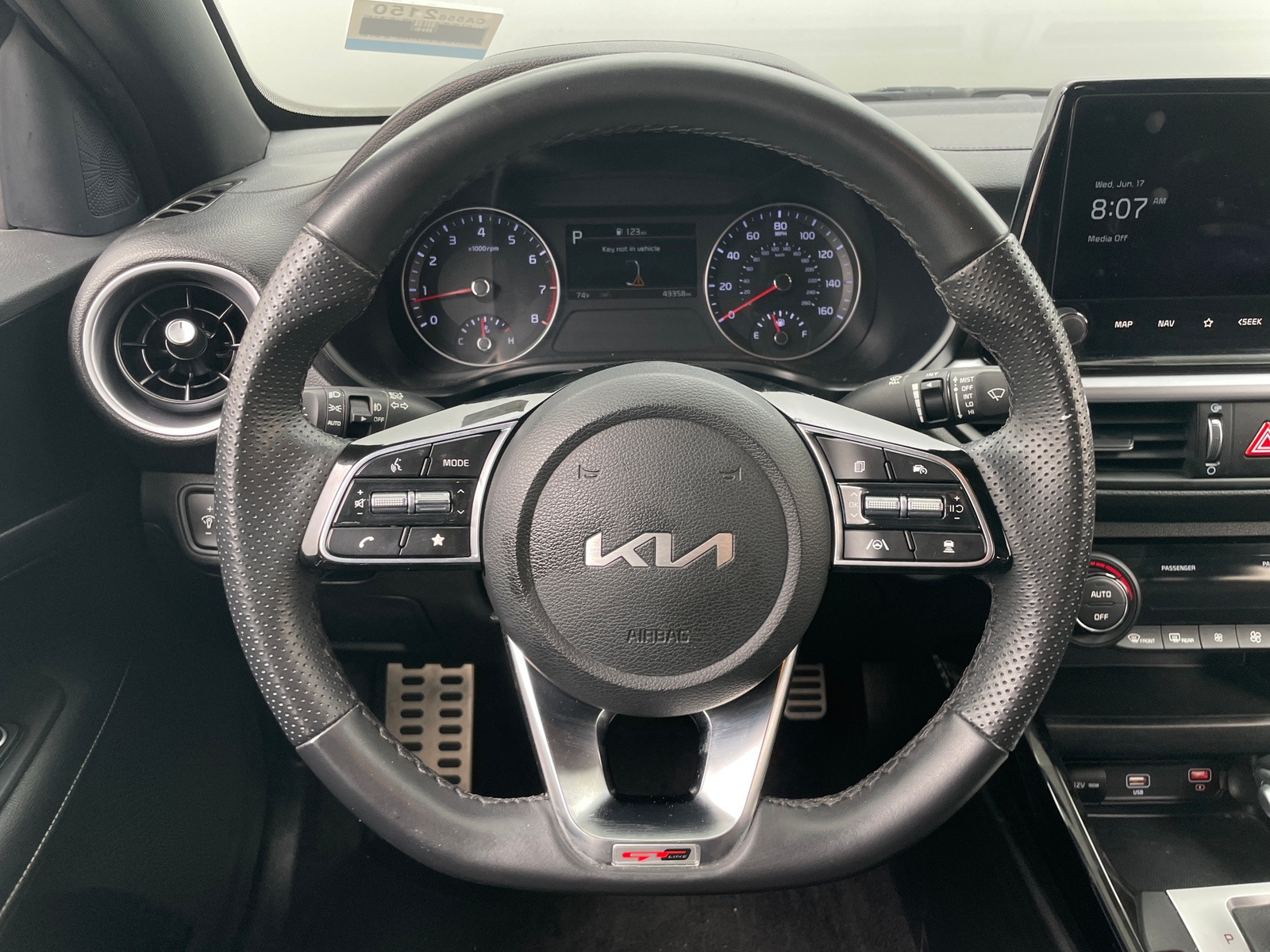 Thumbnail: 2023 Kia Forte - 5
