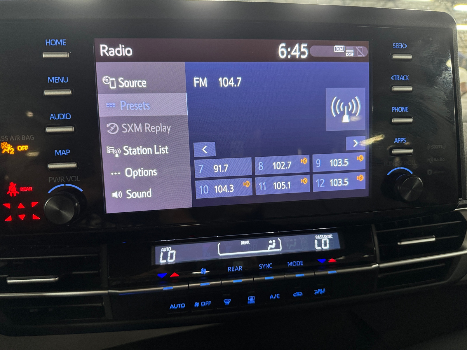 Thumbnail: 2024 Toyota Sienna - 4