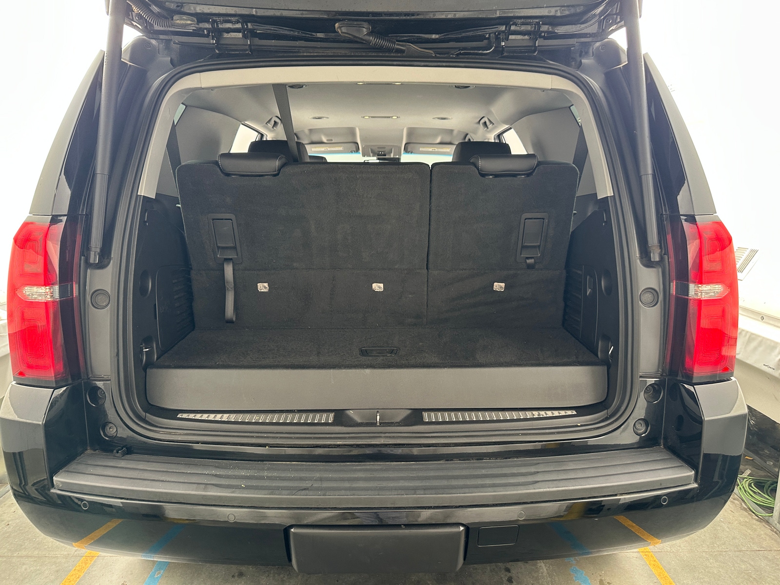 Thumbnail: 2019 Chevrolet Tahoe - 6