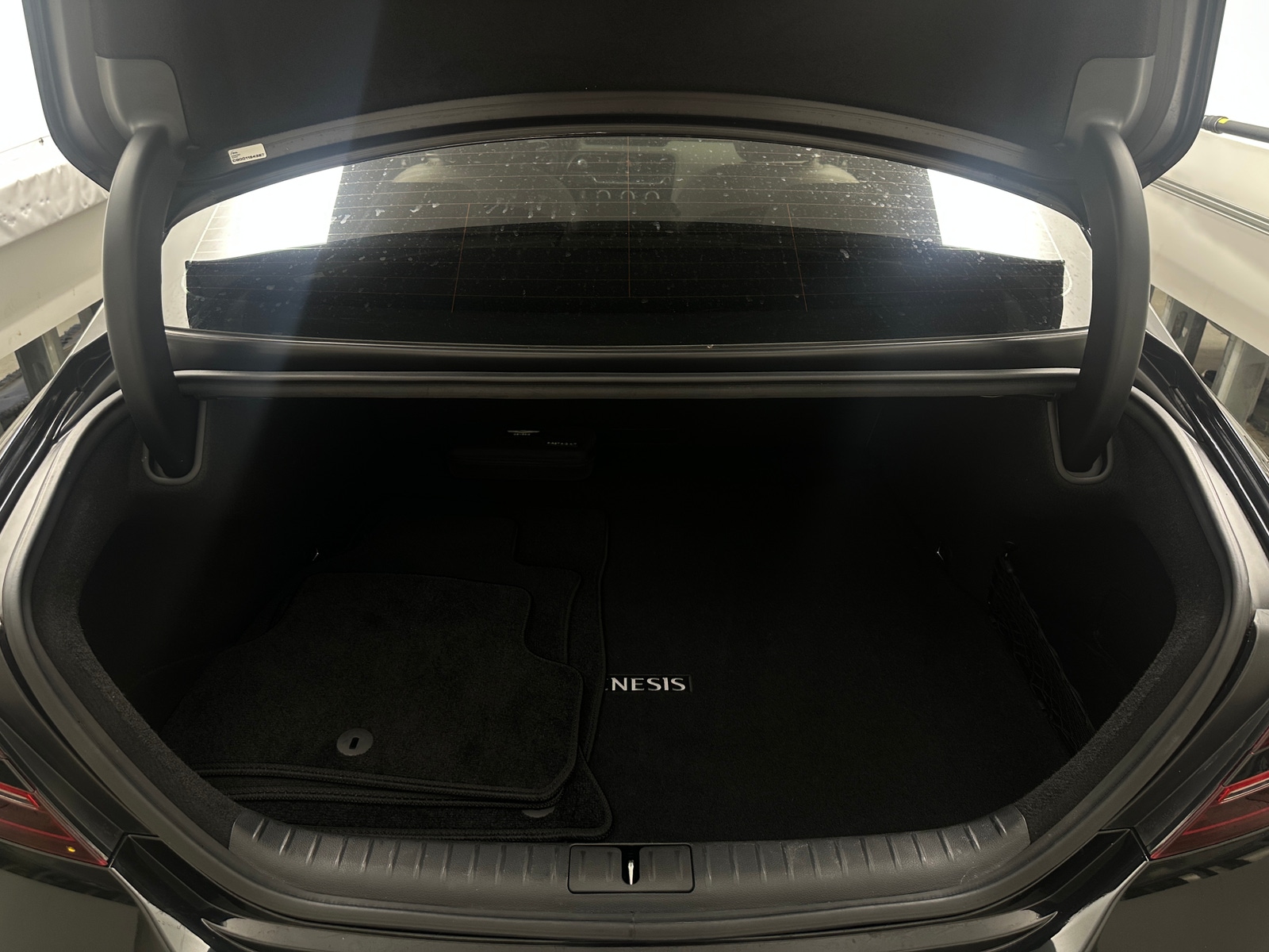 Thumbnail: 2023 Genesis G70 - 6