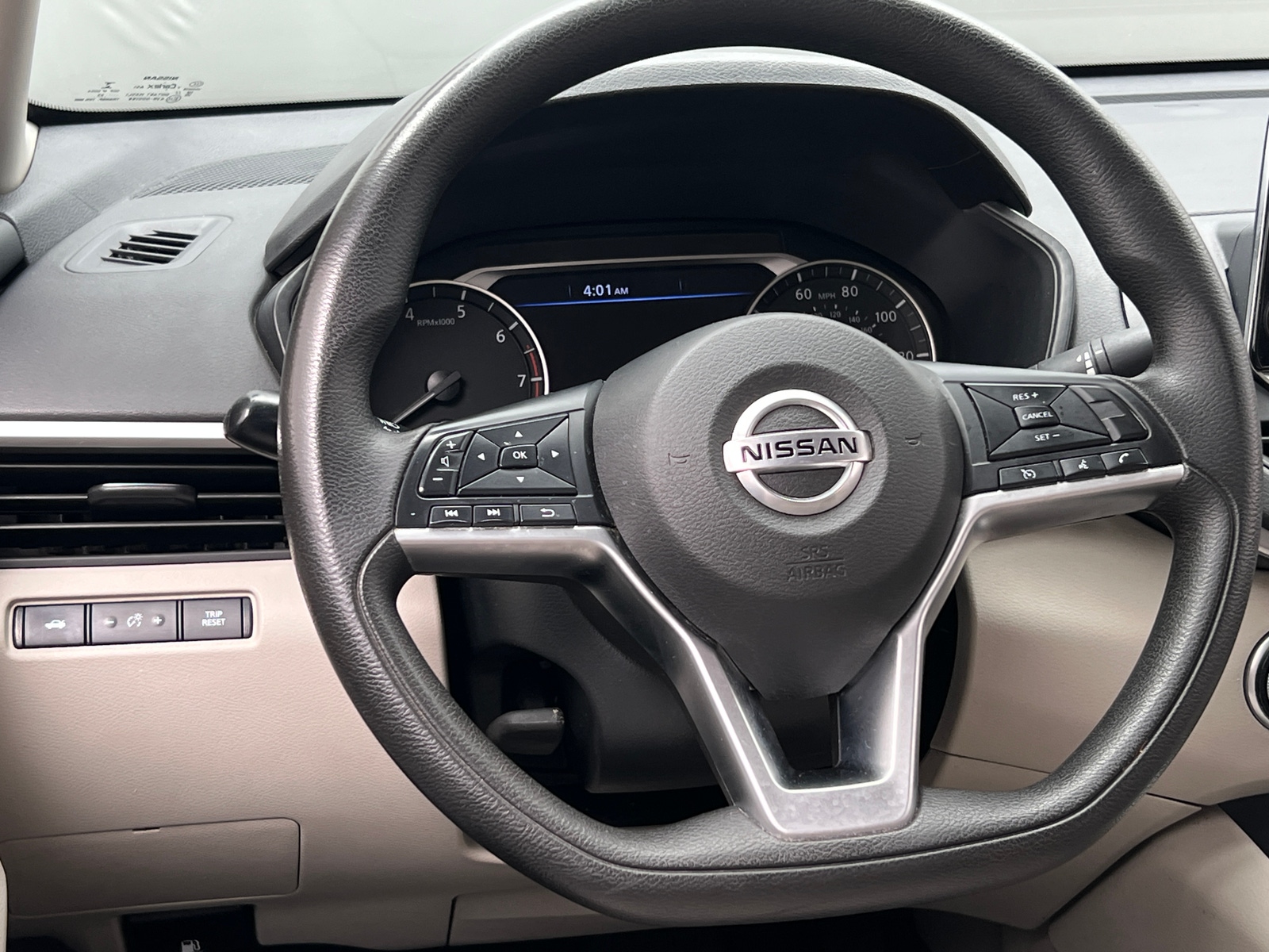 Thumbnail: 2022 Nissan Altima - 5