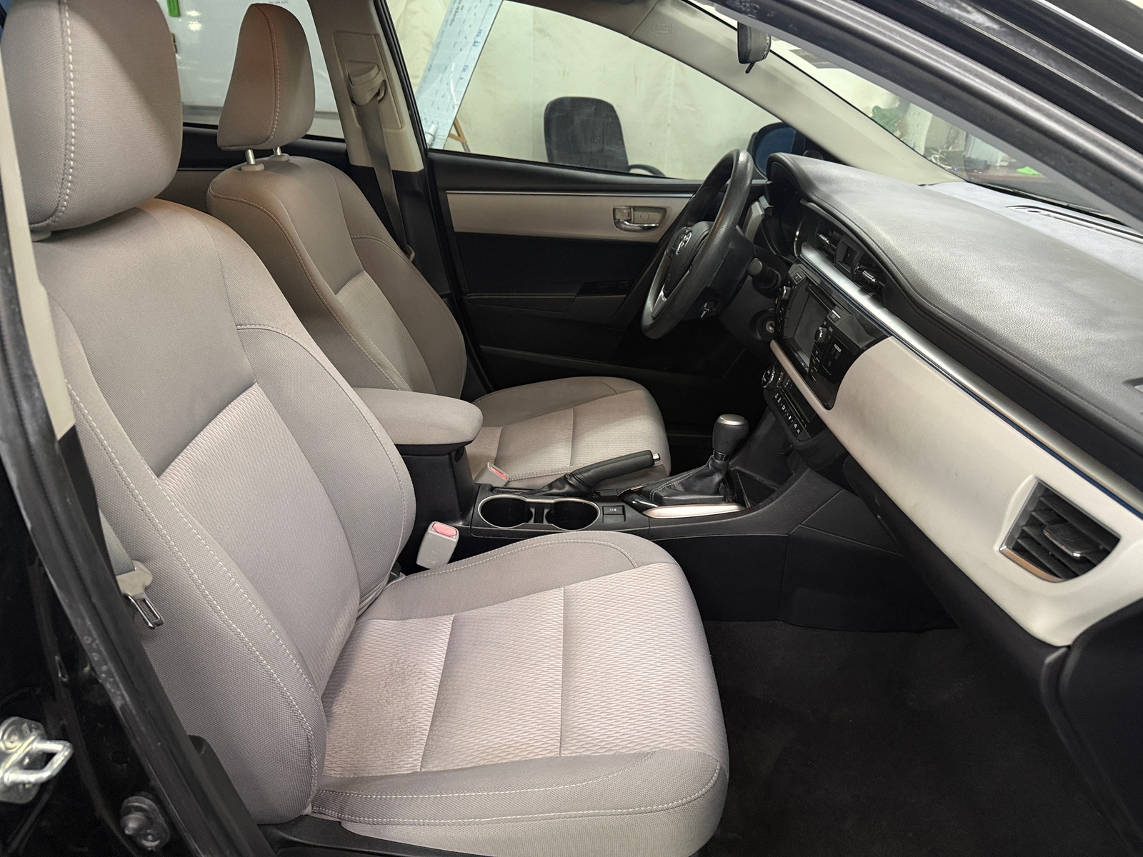 Thumbnail: 2014 Toyota Corolla - 2