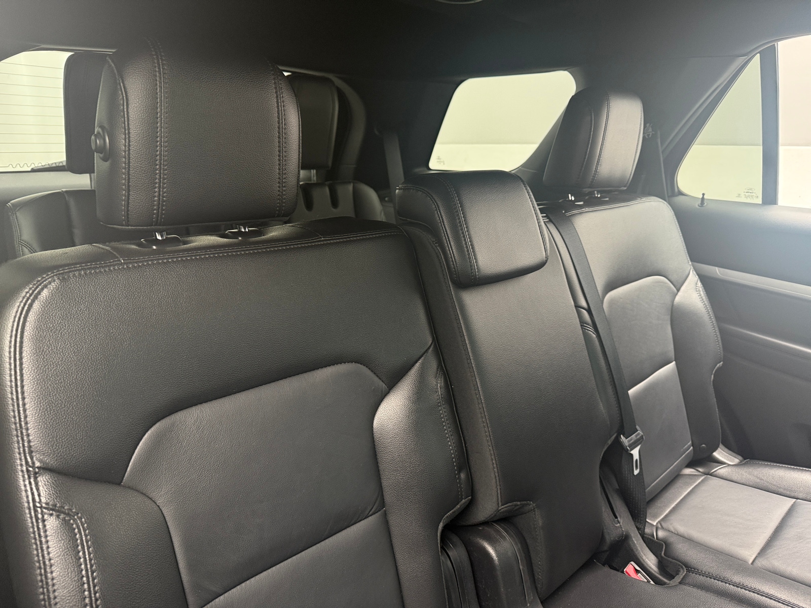 Thumbnail: 2016 Ford Explorer - 6