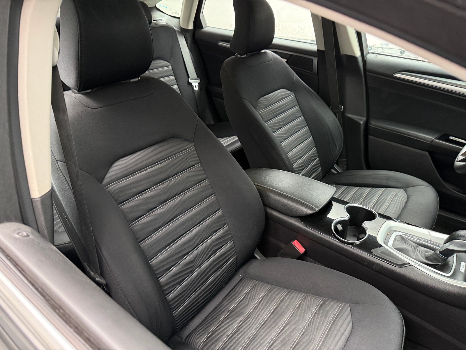 Thumbnail: 2016 Ford Fusion - 2