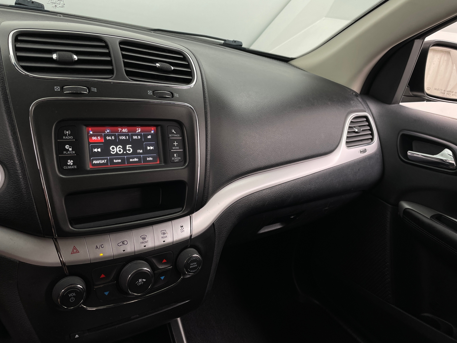 Thumbnail: 2020 Dodge Journey - 4