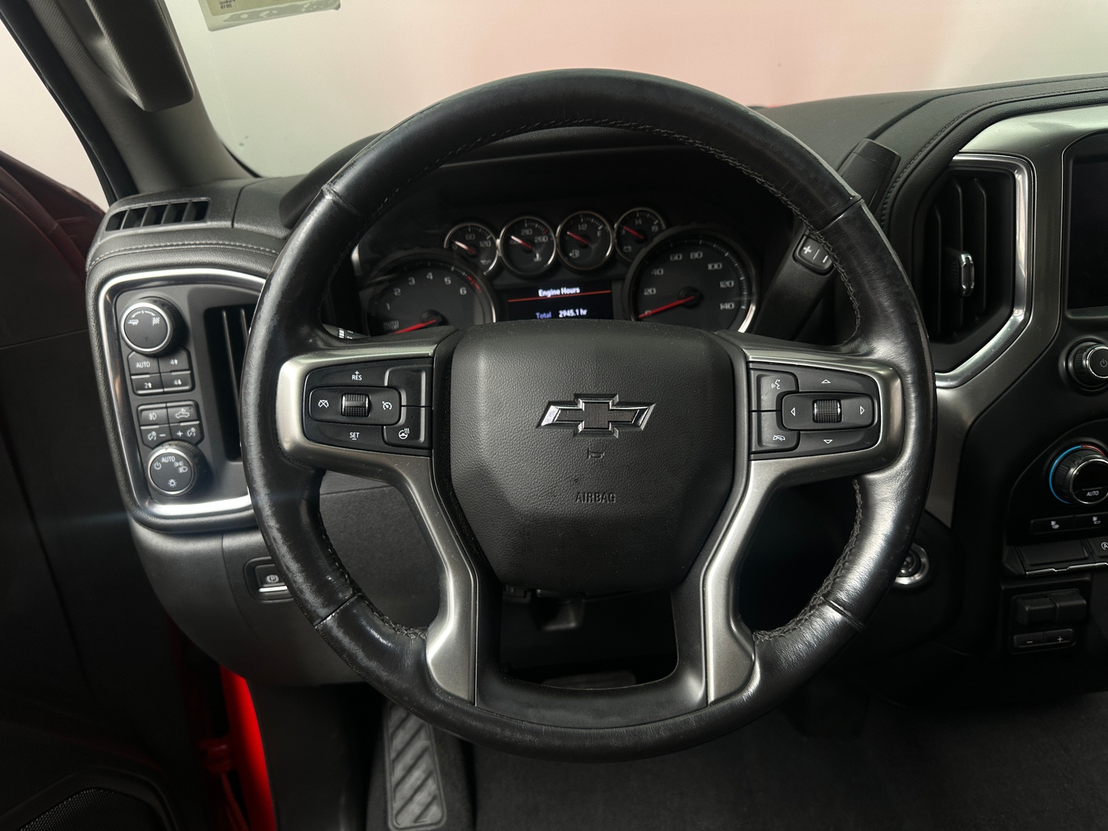 Thumbnail: 2019 Chevrolet Silverado 1500 - 5