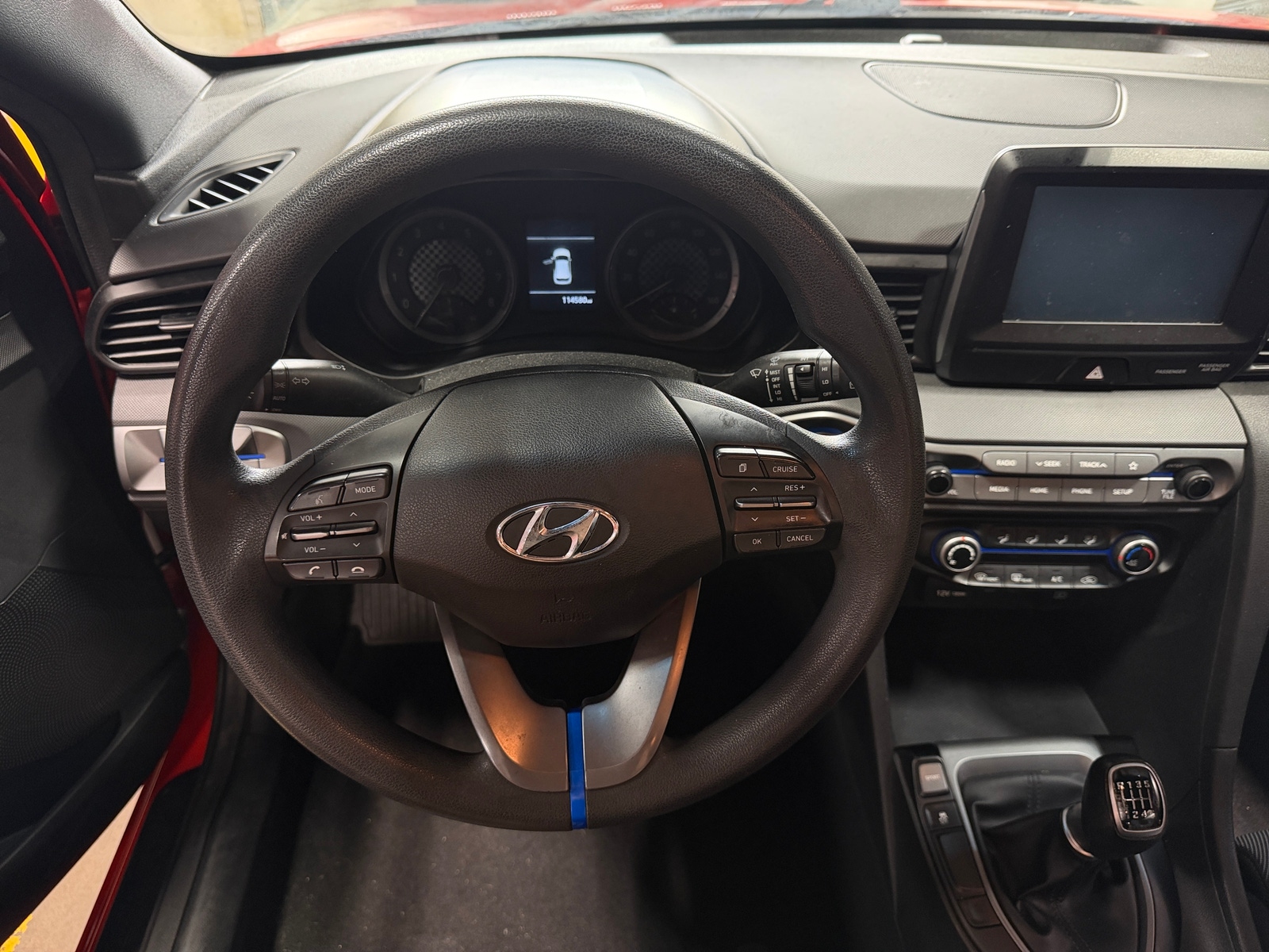 Thumbnail: 2019 Hyundai Veloster - 5
