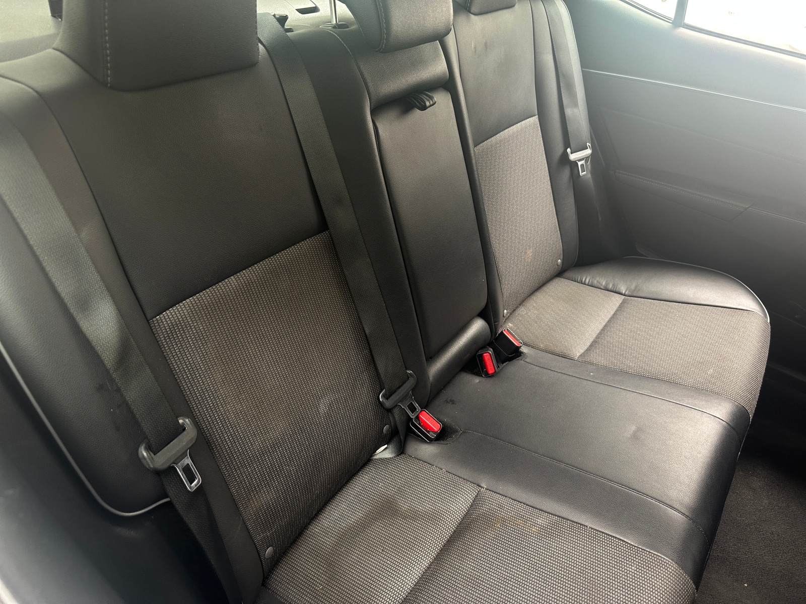 Thumbnail: 2016 Toyota Corolla - 6