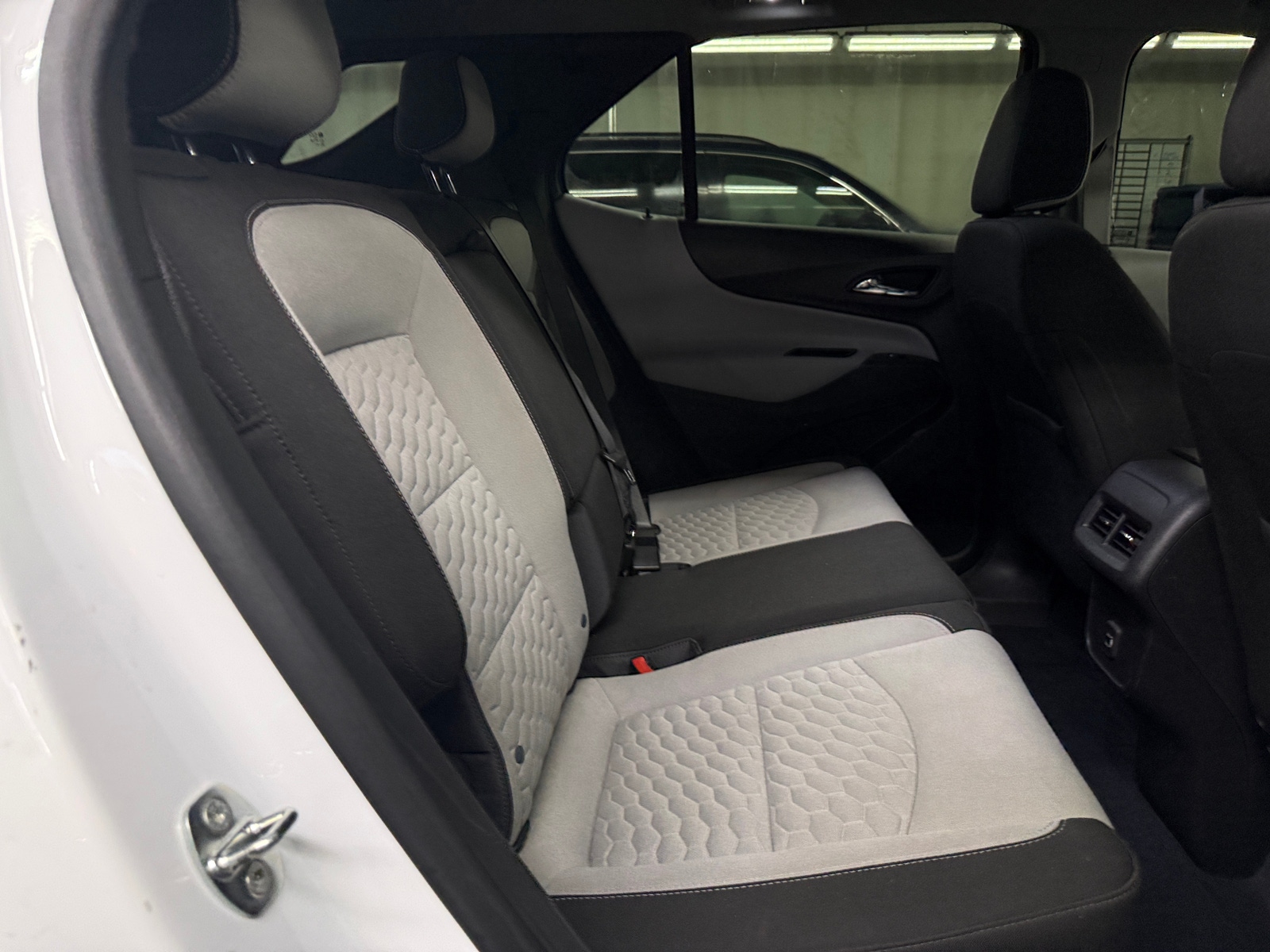 Thumbnail: 2021 Chevrolet Equinox - 6