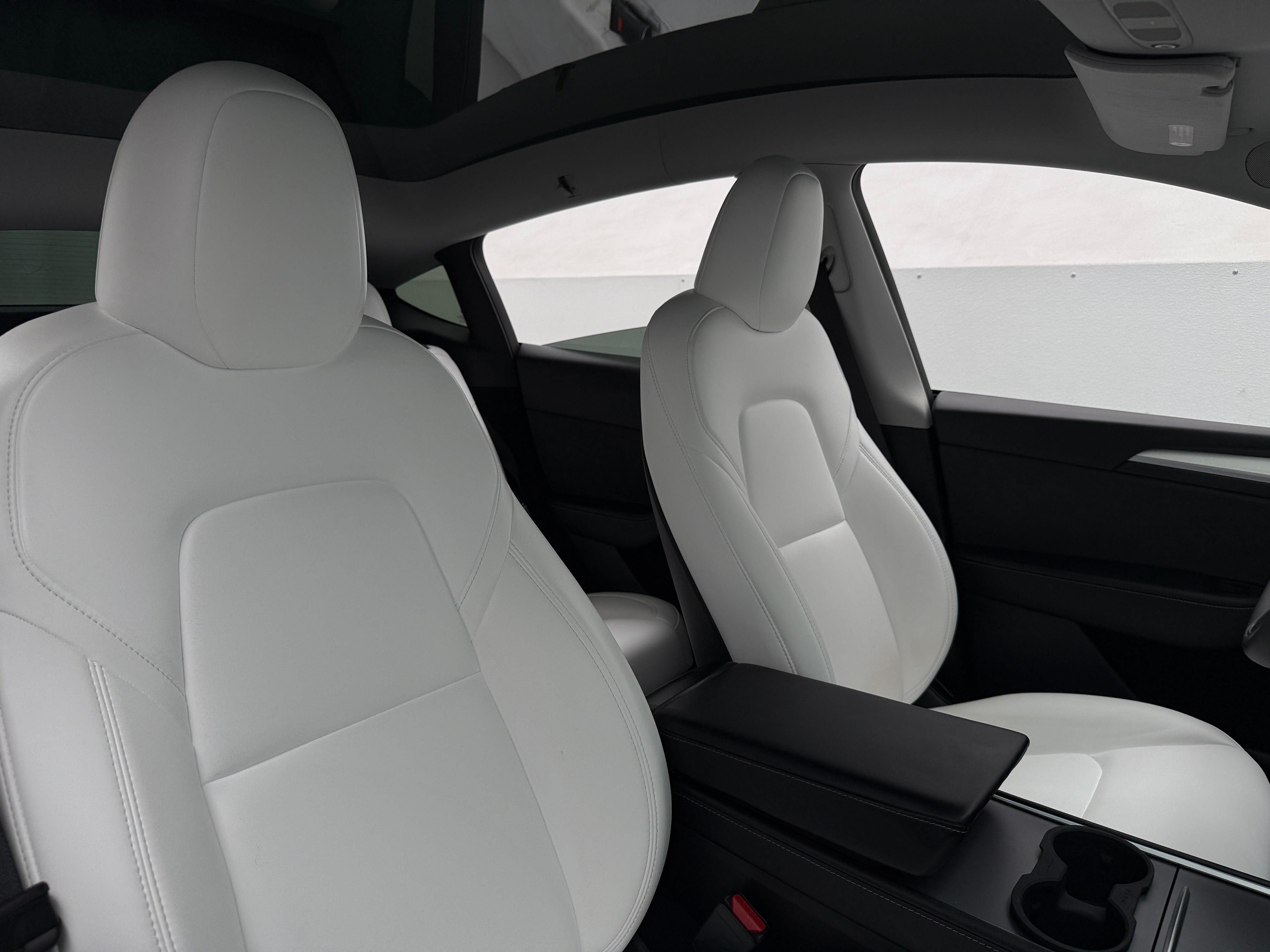 Used 2024 Tesla Model Y Long Range with VIN 7SAYGDEE5RA270205 for sale in Auburn, WA