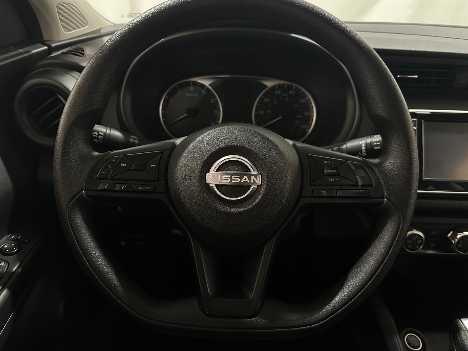 Thumbnail: 2024 Nissan Kicks - 5