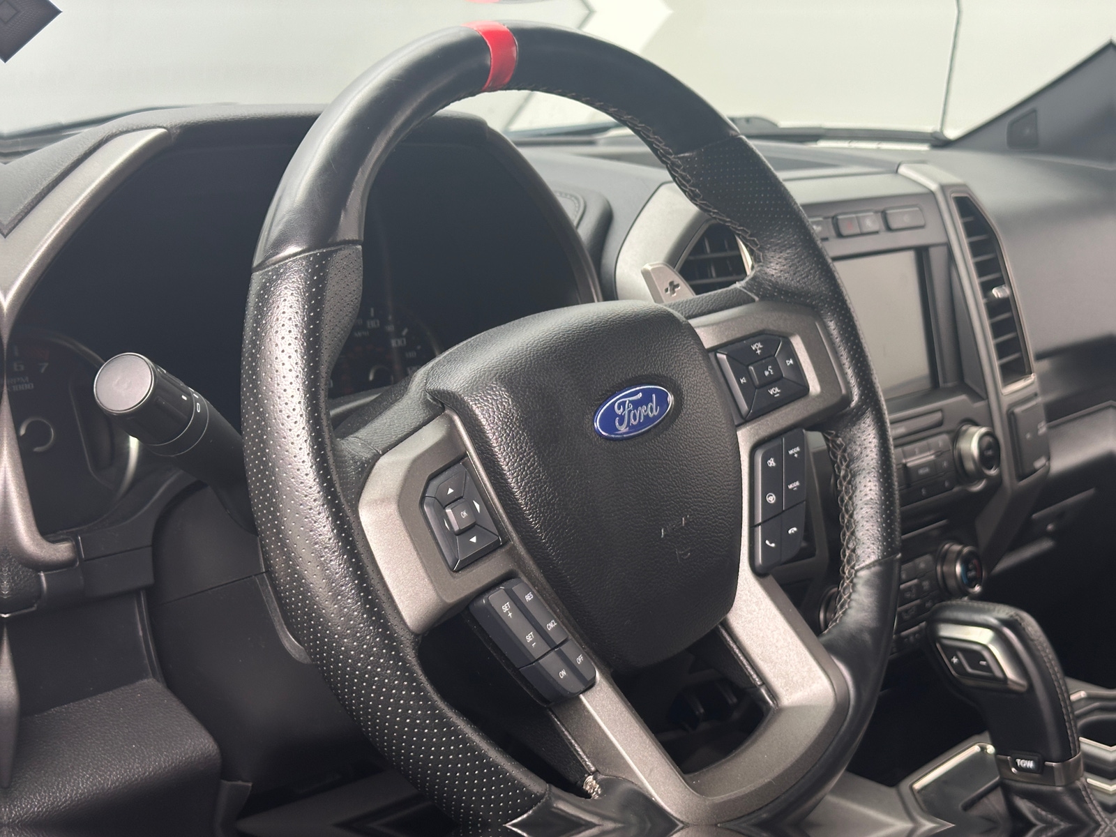 Thumbnail: 2017 Ford Econoline - 4