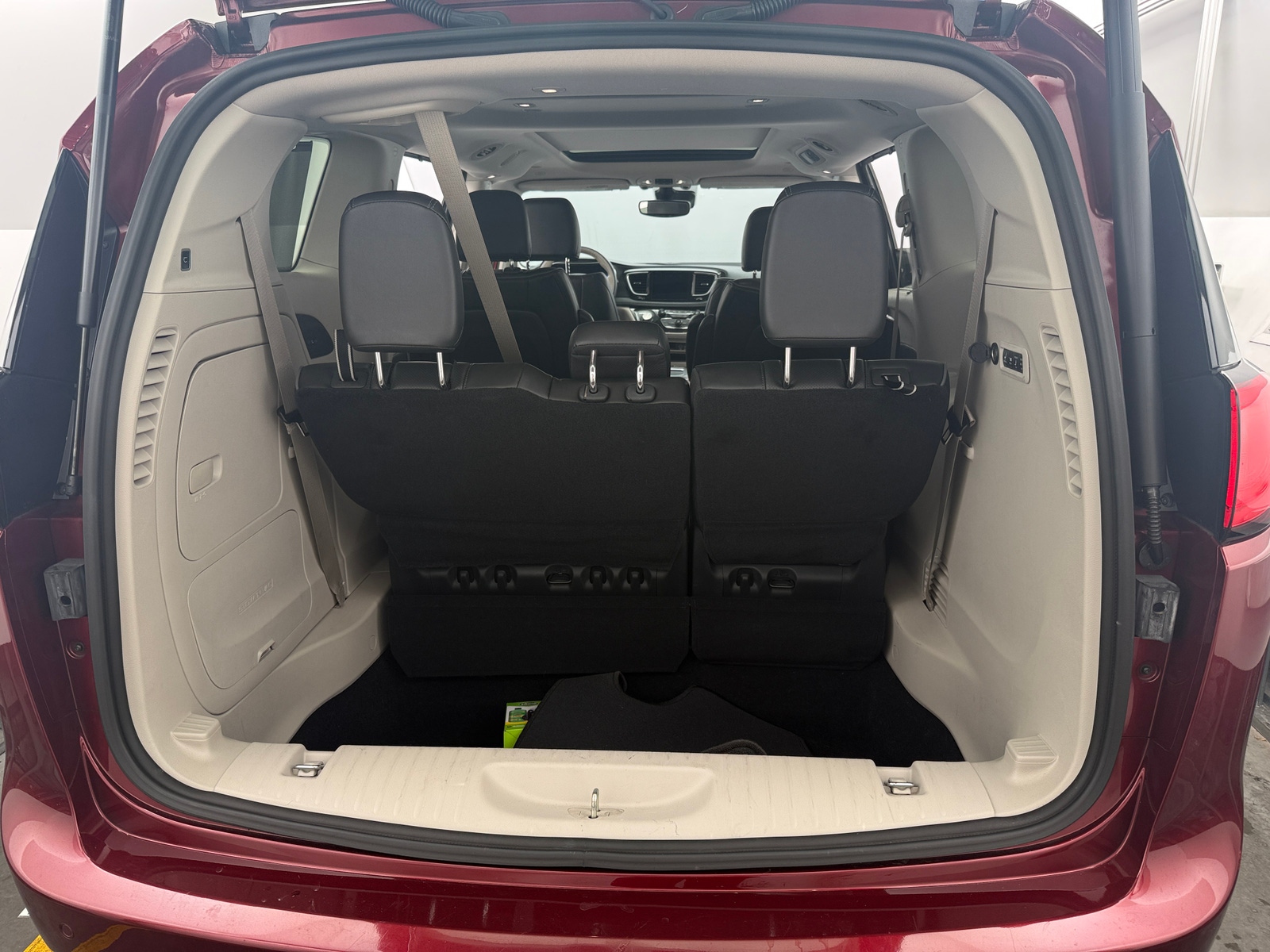 Thumbnail: 2020 Chrysler Pacifica - 6