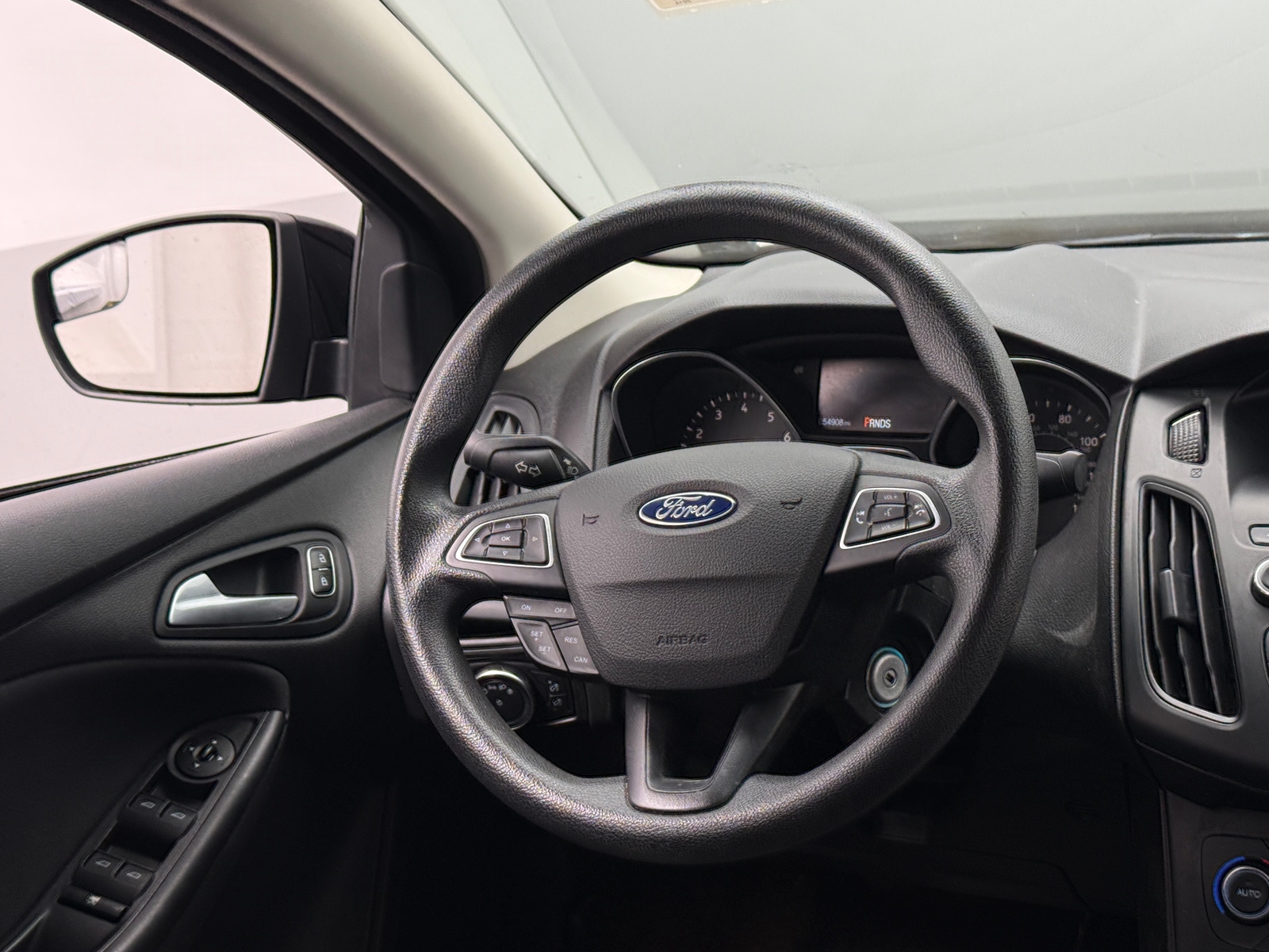 Thumbnail: 2018 Ford Focus - 5