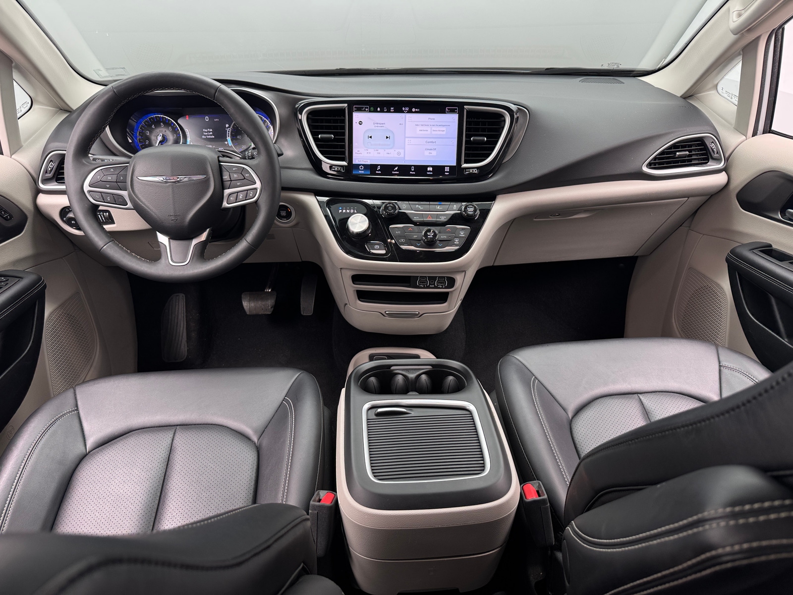 Thumbnail: 2024 Chrysler Pacifica - 2