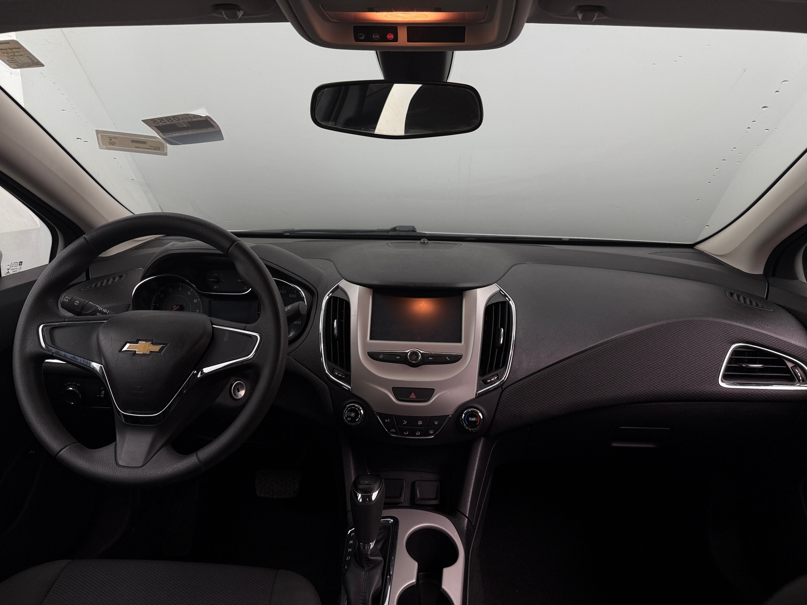 Thumbnail: 2017 Chevrolet Cruze - 3