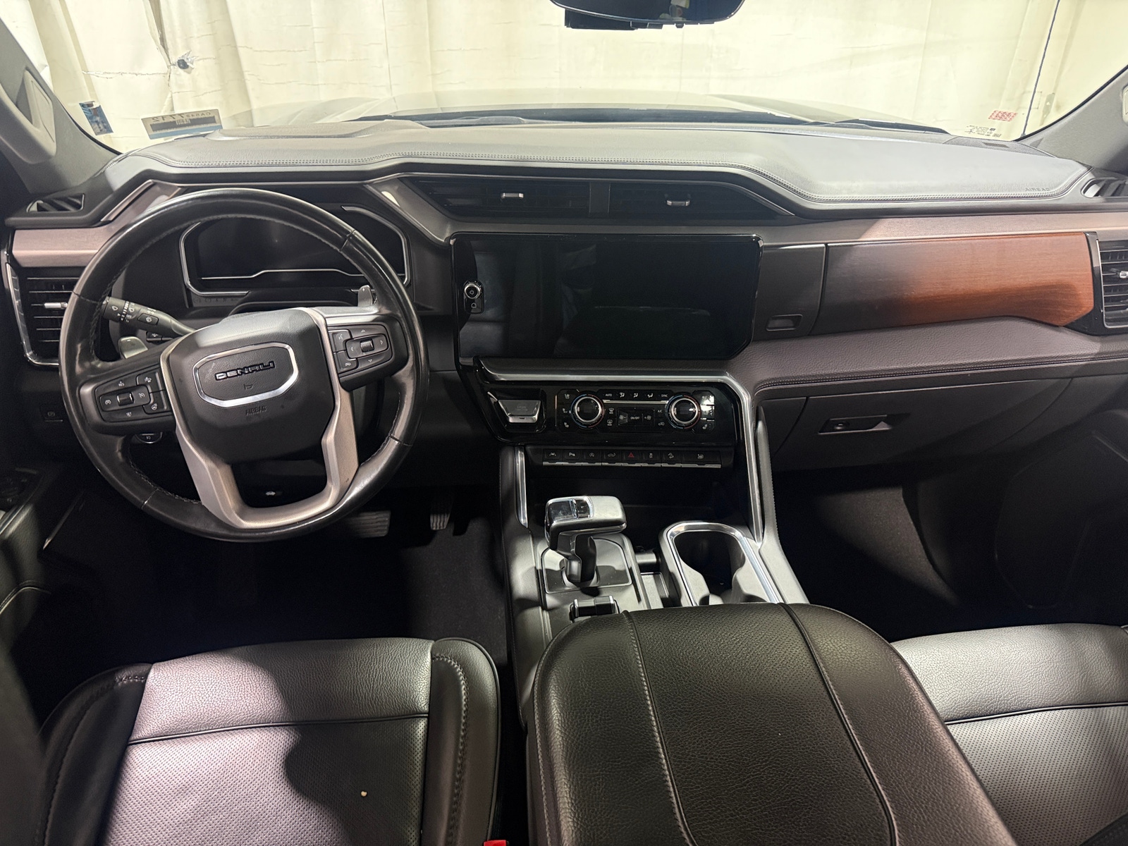 Thumbnail: 2023 GMC Sierra 1500 - 2