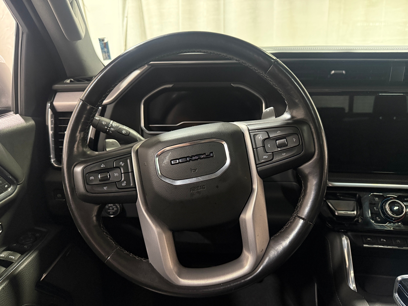 Thumbnail: 2023 GMC Sierra 1500 - 4