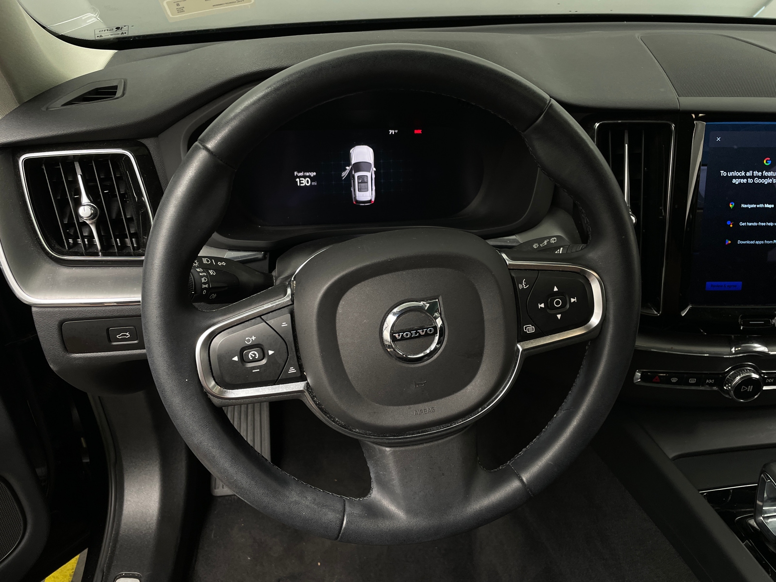 Thumbnail: 2023 Volvo XC60 - 5