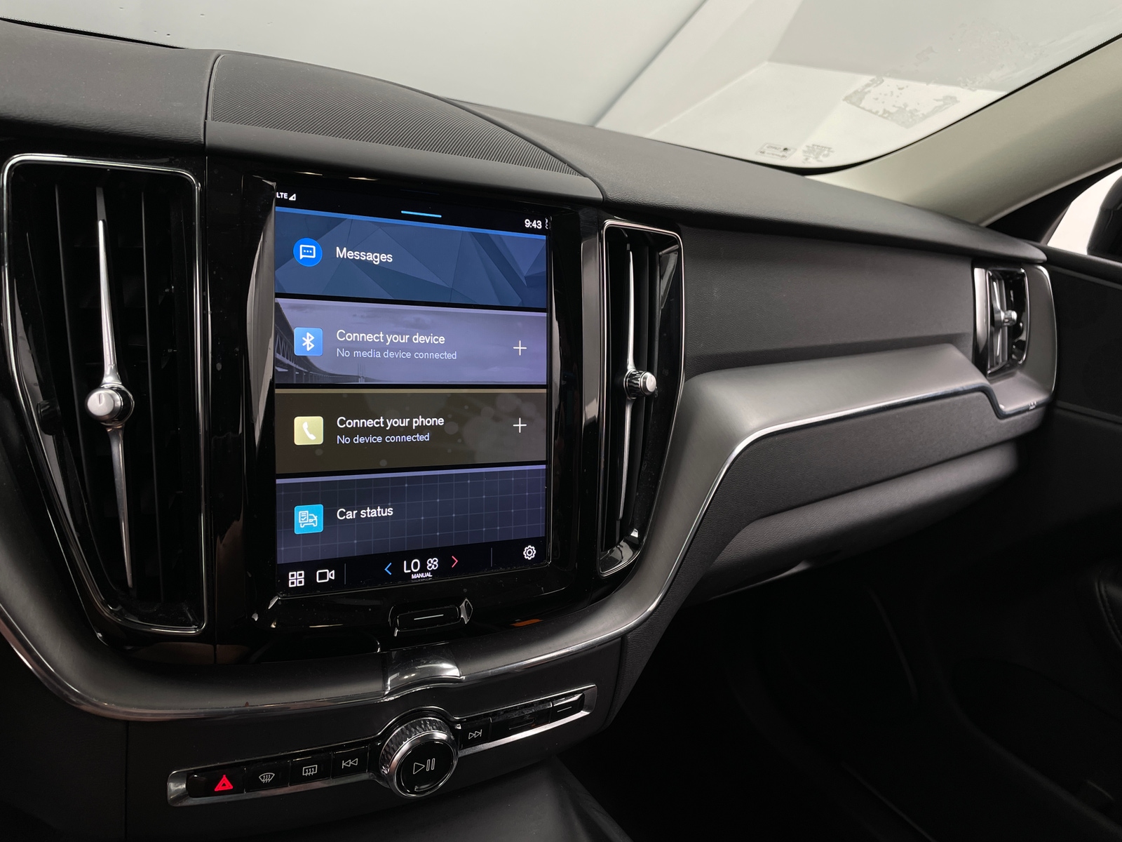 Thumbnail: 2023 Volvo XC60 - 4