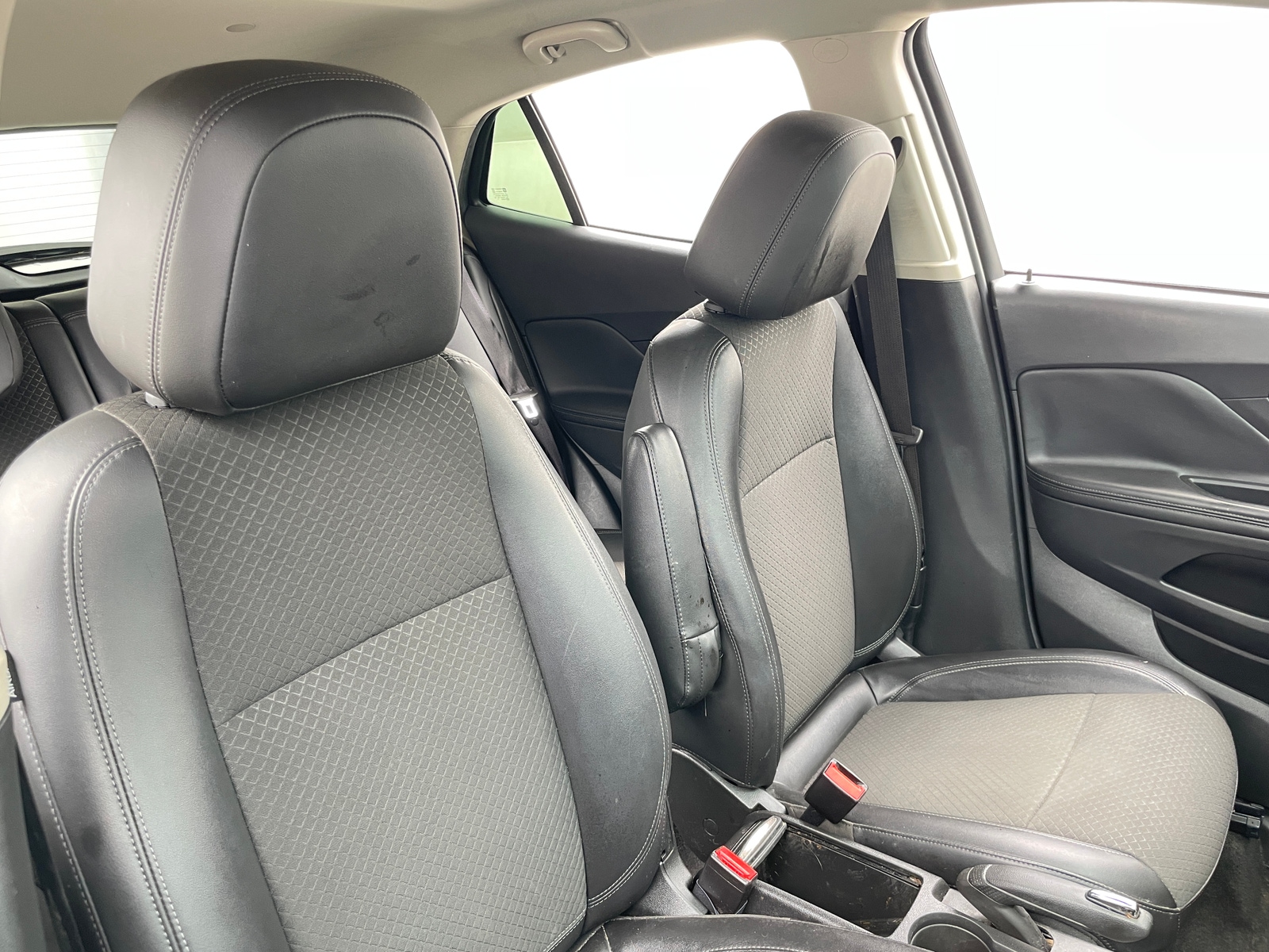 Thumbnail: 2018 Buick Encore - 2