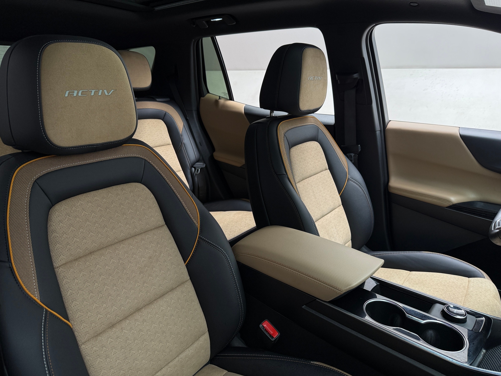 Thumbnail: 2025 Chevrolet Equinox - 2