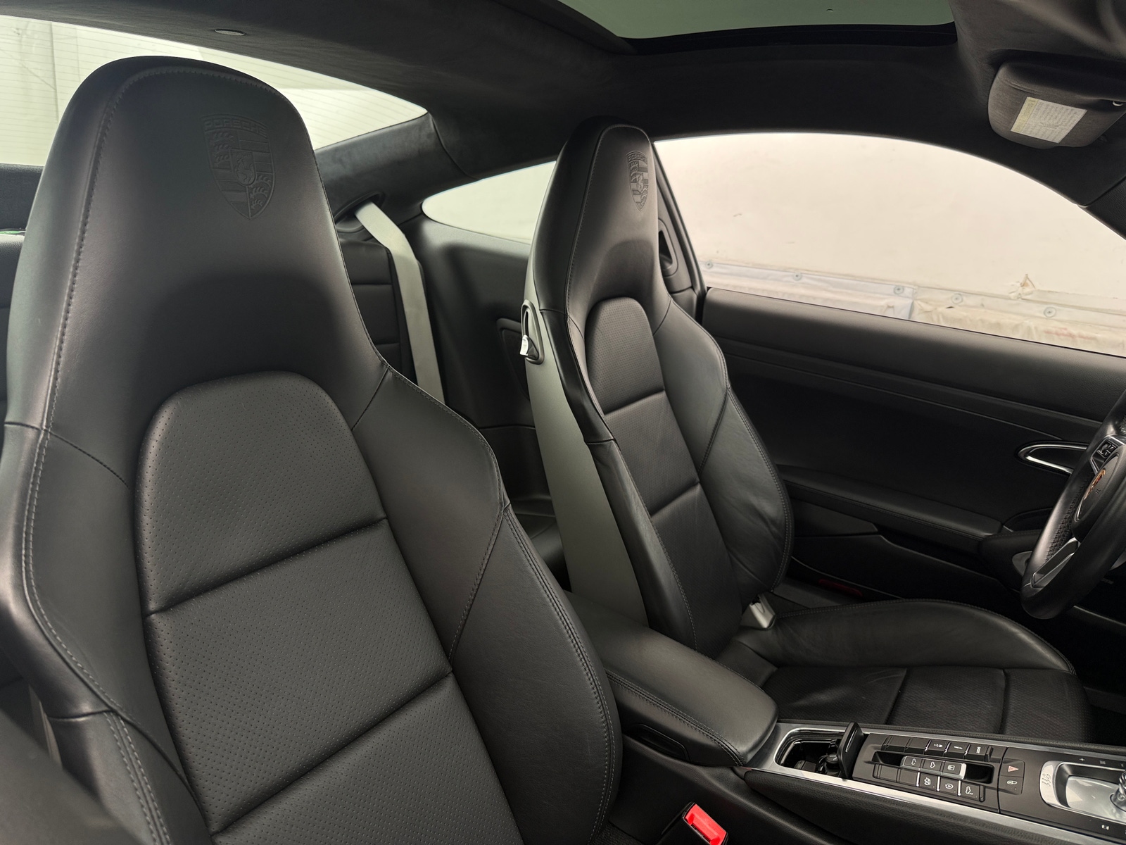 Thumbnail: 2019 Porsche 911 - 2