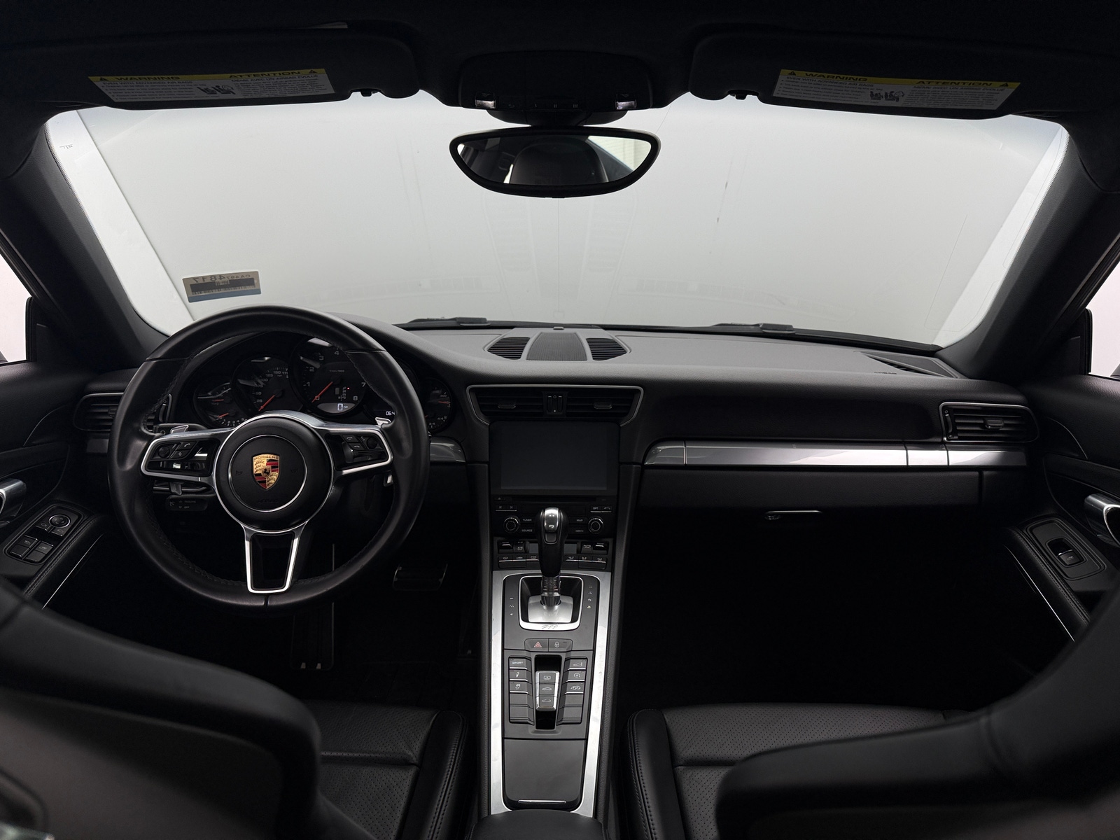 Thumbnail: 2019 Porsche 911 - 3