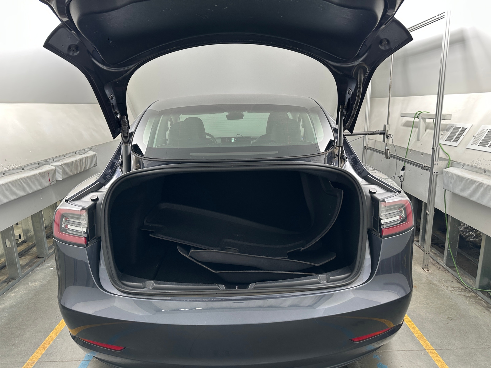 Thumbnail: 2023 Tesla Model 3 - 6