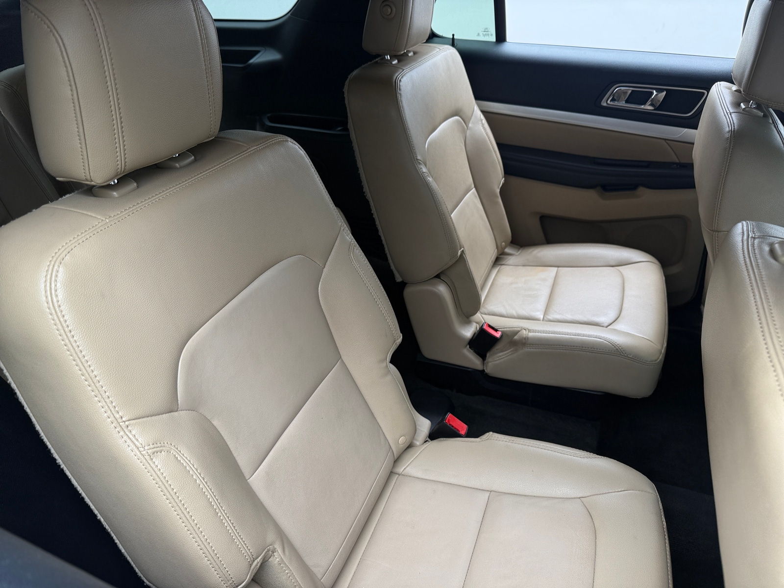 Thumbnail: 2016 Ford Explorer - 6