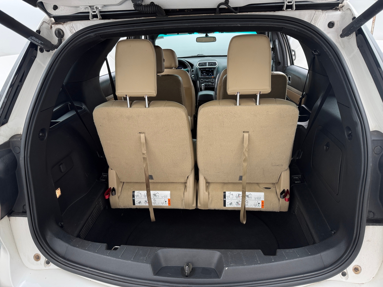 Thumbnail: 2016 Ford Explorer - 7