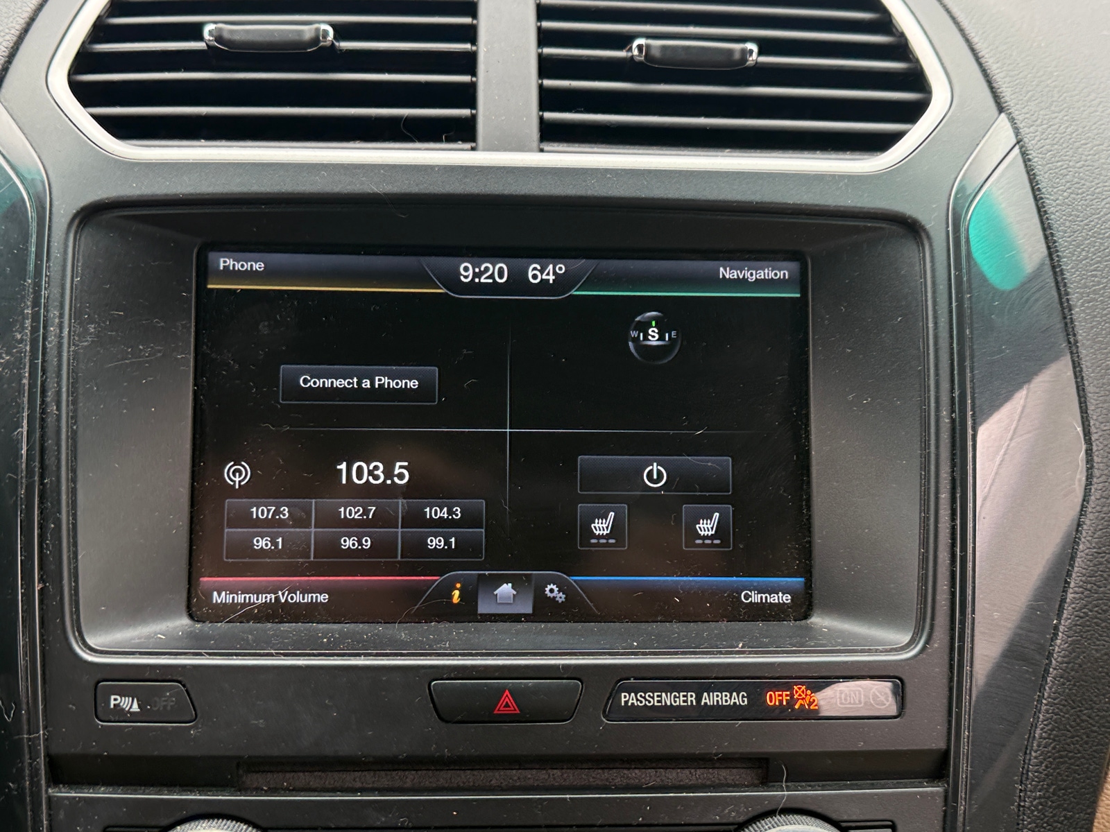 Thumbnail: 2016 Ford Explorer - 4