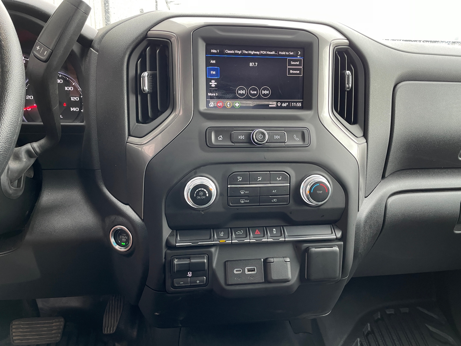 Thumbnail: 2025 GMC Sierra 2500 - 3