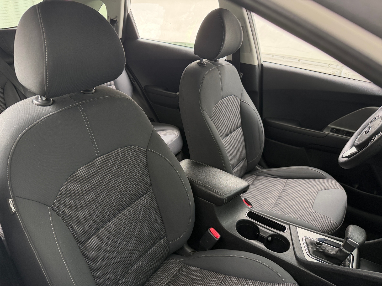 Thumbnail: 2018 Kia Niro - 2