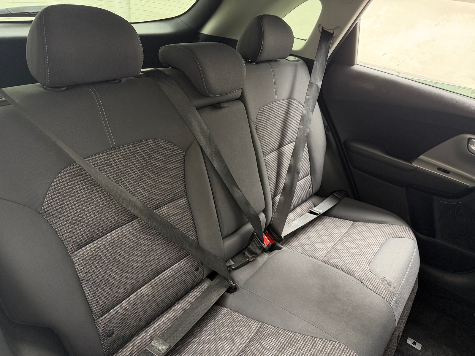 Thumbnail: 2018 Kia Niro - 6