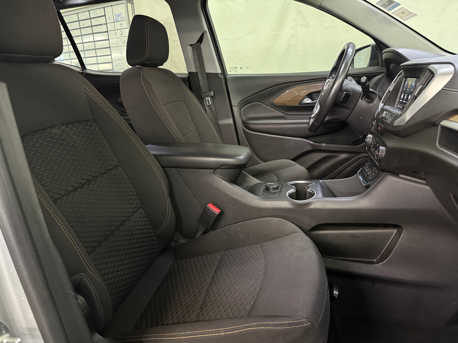 Thumbnail: 2021 GMC Terrain - 2