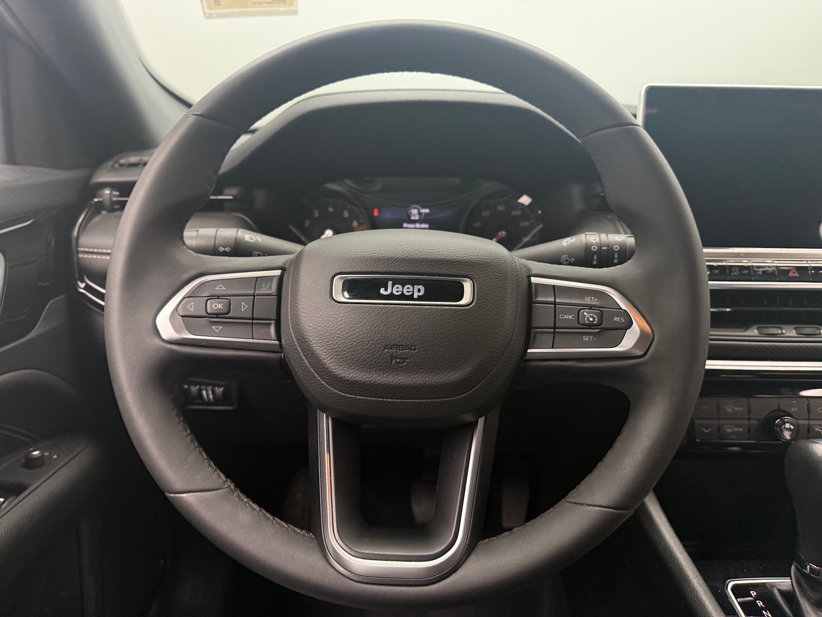Thumbnail: 2023 Jeep Compass - 5