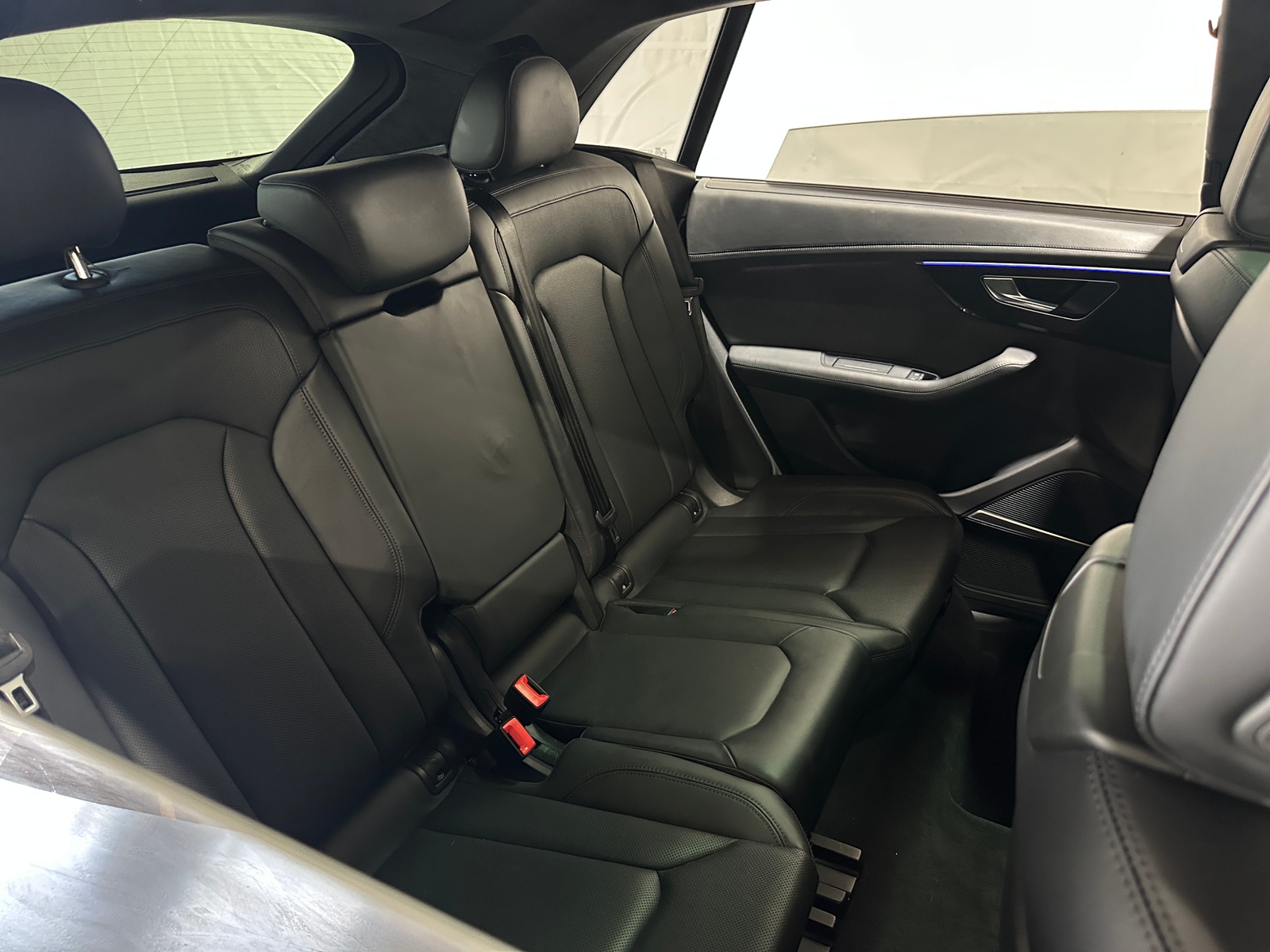 Thumbnail: 2021 Audi Q8 - 5