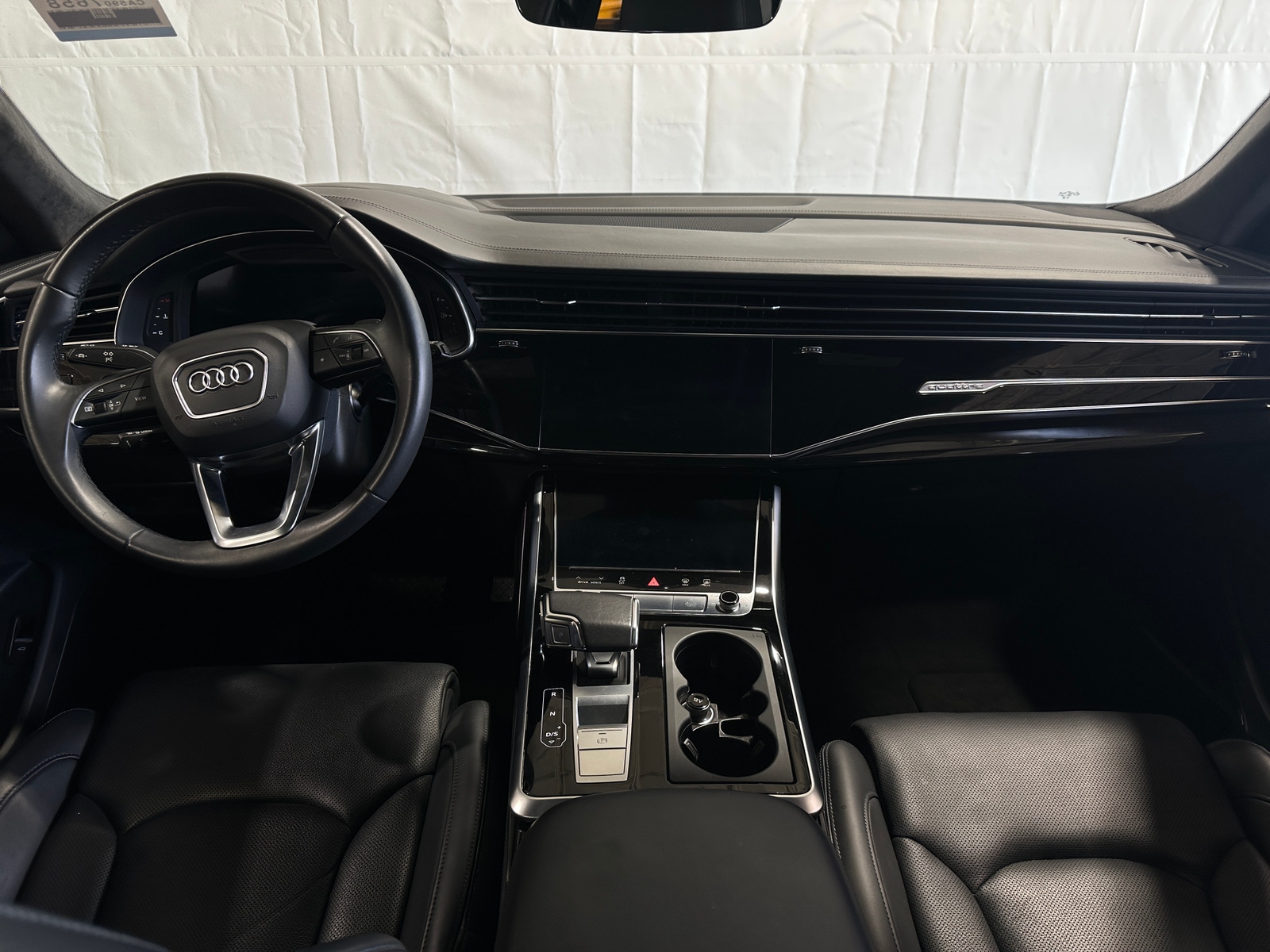 Thumbnail: 2021 Audi Q8 - 2