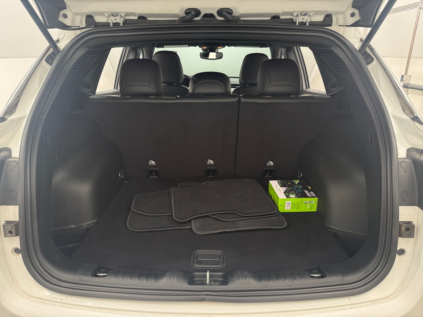Thumbnail: 2023 Jeep Compass - 6