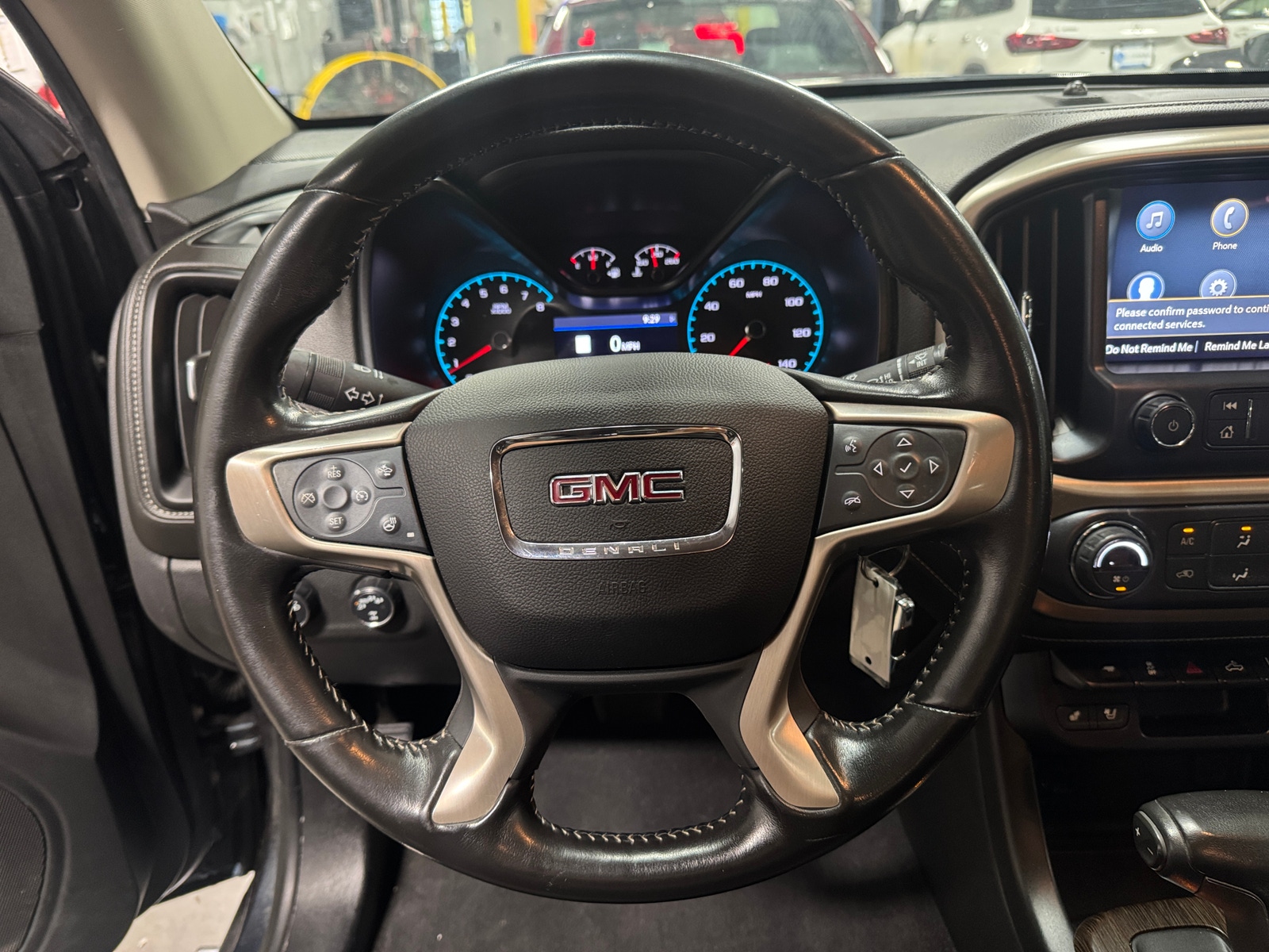 Thumbnail: 2019 GMC Canyon - 4