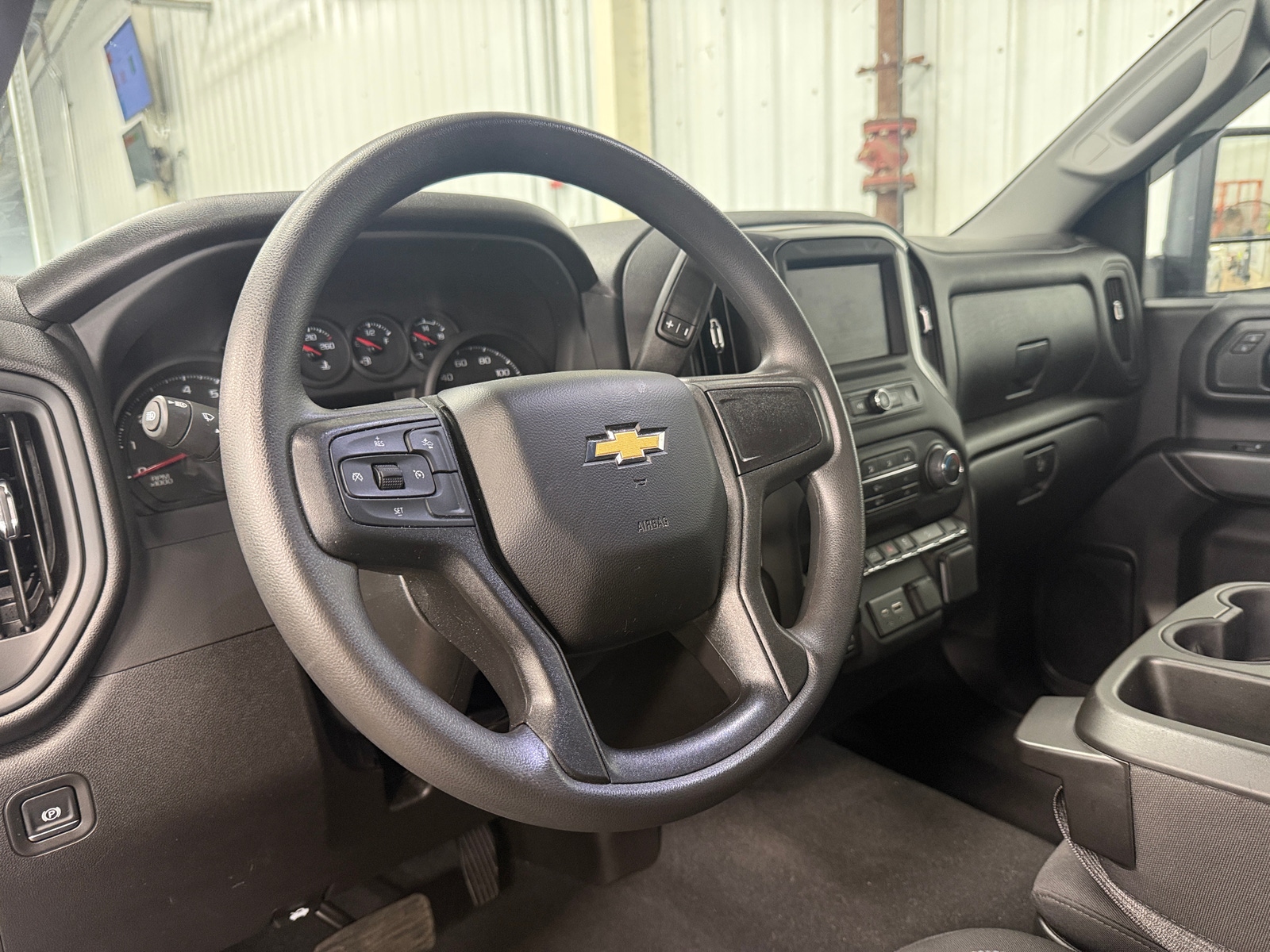 Thumbnail: 2025 Chevrolet Silverado 2500 - 5