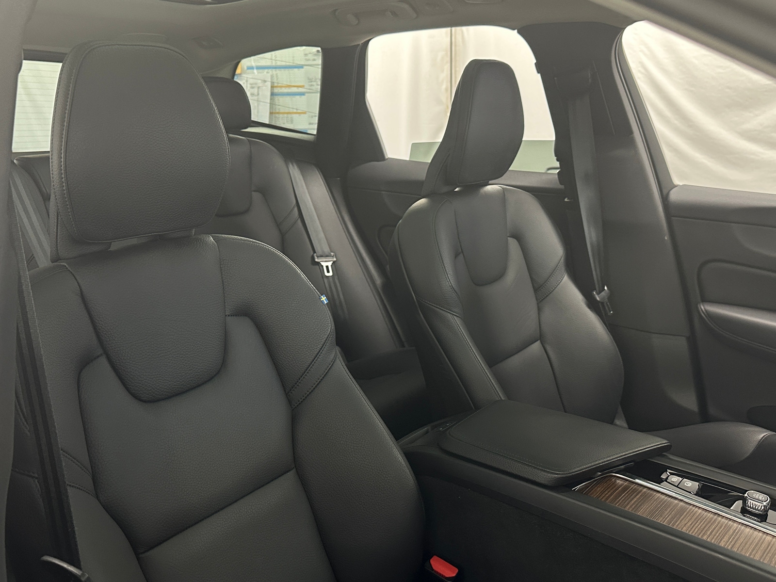 Thumbnail: 2022 Volvo XC60 - 2