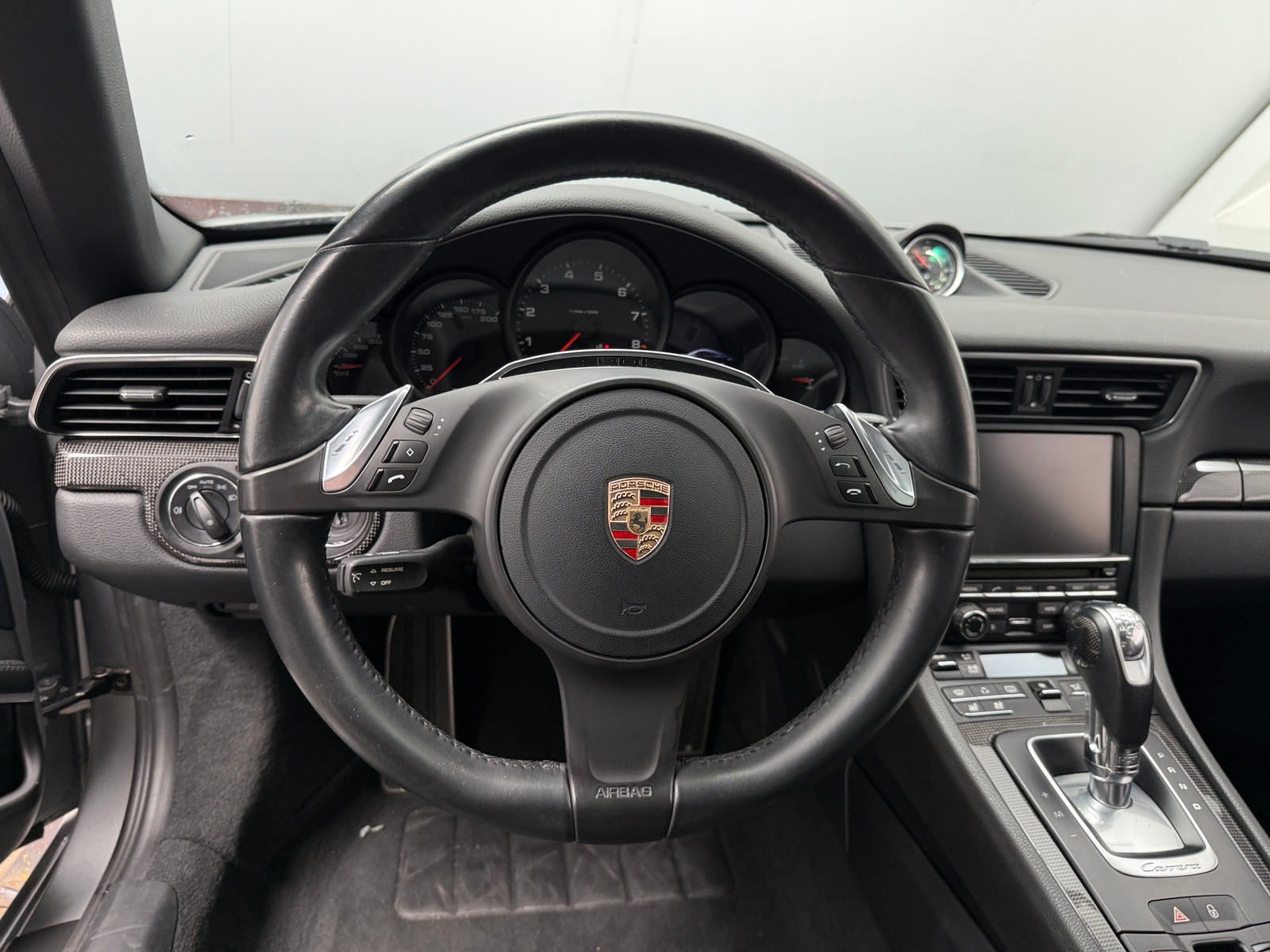 Thumbnail: 2013 Porsche 911 - 3