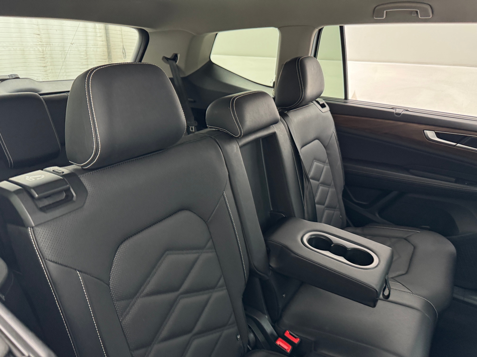 Thumbnail: 2025 Volkswagen Atlas - 5