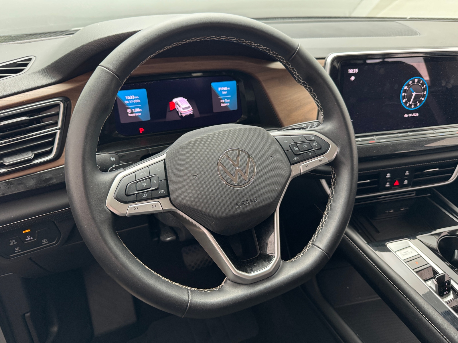 Thumbnail: 2025 Volkswagen Atlas - 4