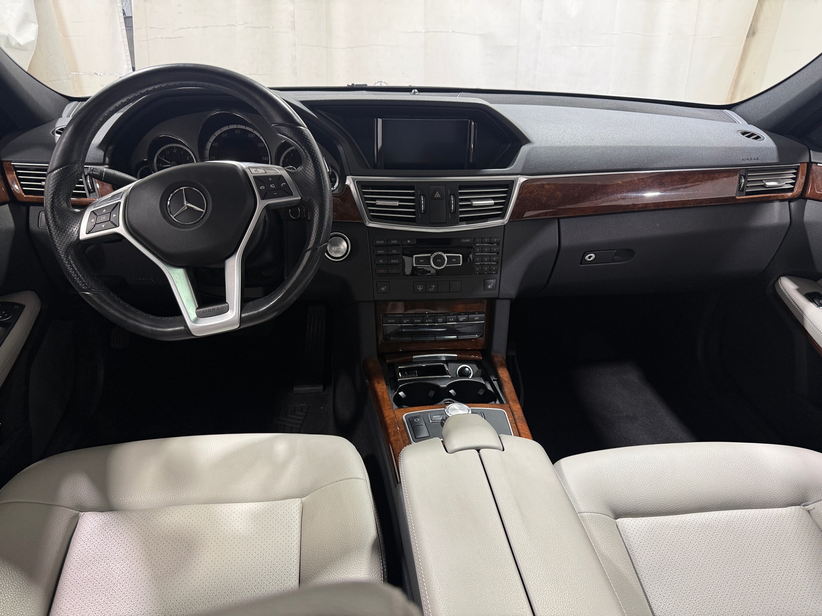 Thumbnail: 2013 Mercedes-Benz E-Class - 2