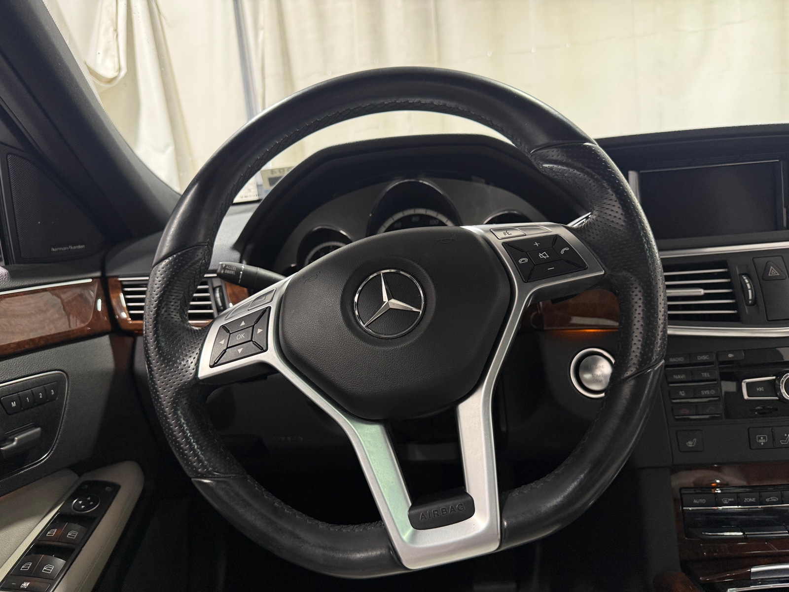 Thumbnail: 2013 Mercedes-Benz E-Class - 4
