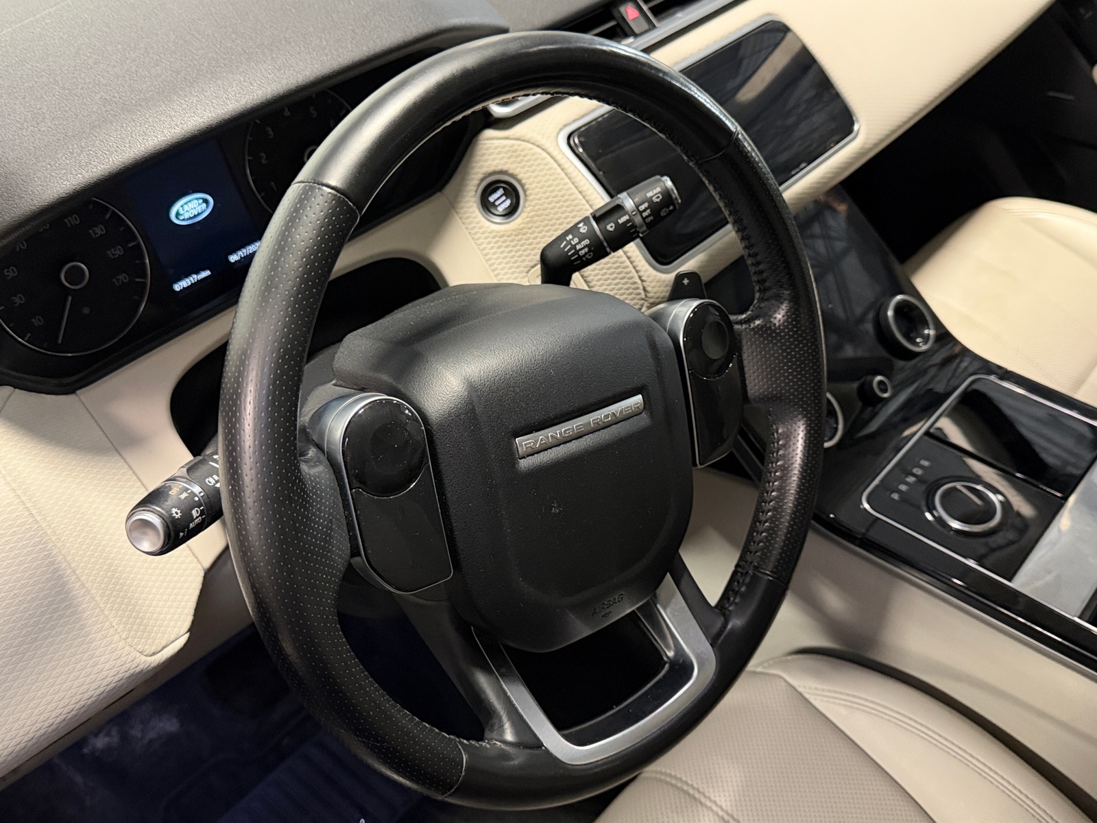 Thumbnail: 2019 Land Rover Range Rover Velar - 4